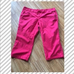 Pink Maurices Size 18 Capris
